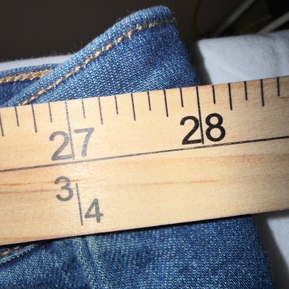 Woman Within Denim Capri Jeans Women's 38W Blue Stretch Button Hem Plus - Picture 6 of 7